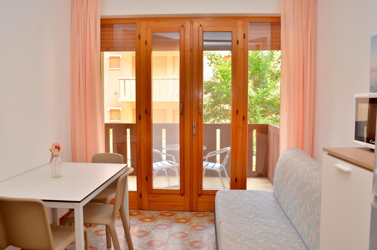 Condominio Corinzia Bibione Eksteriør bilde