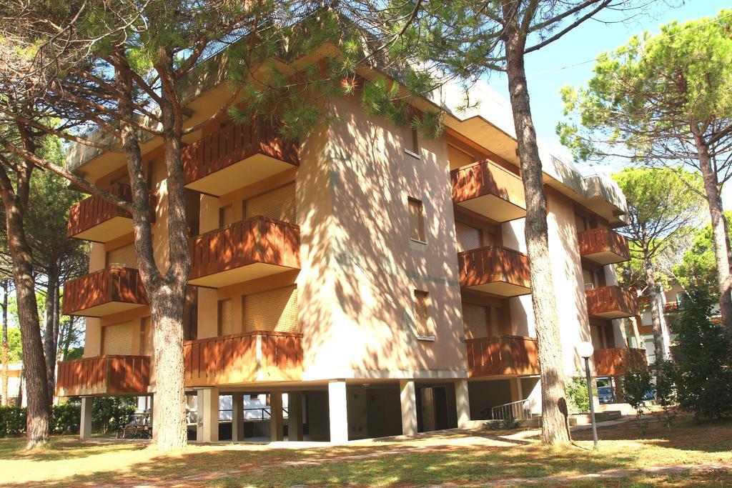 Condominio Corinzia Bibione Eksteriør bilde