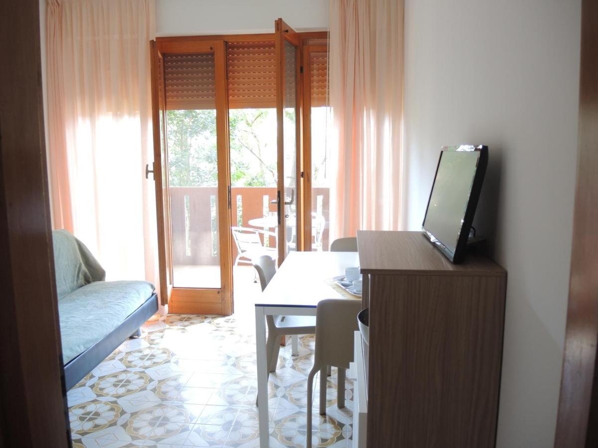 Condominio Corinzia Bibione Eksteriør bilde